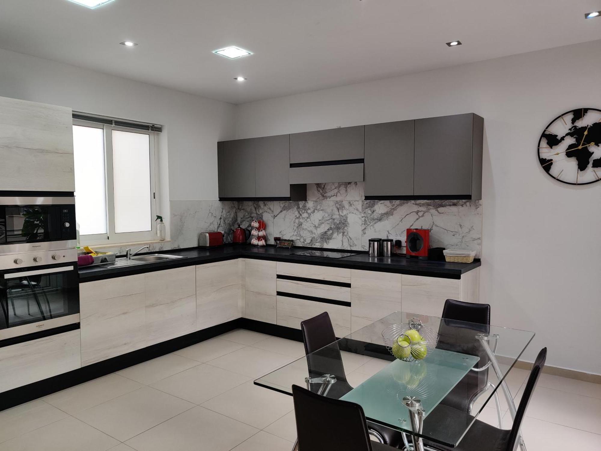 Depiro Point Deluxe - Modern, Designer Apartment 2 Minutes Away From Popular Sliema Seafront Ngoại thất bức ảnh