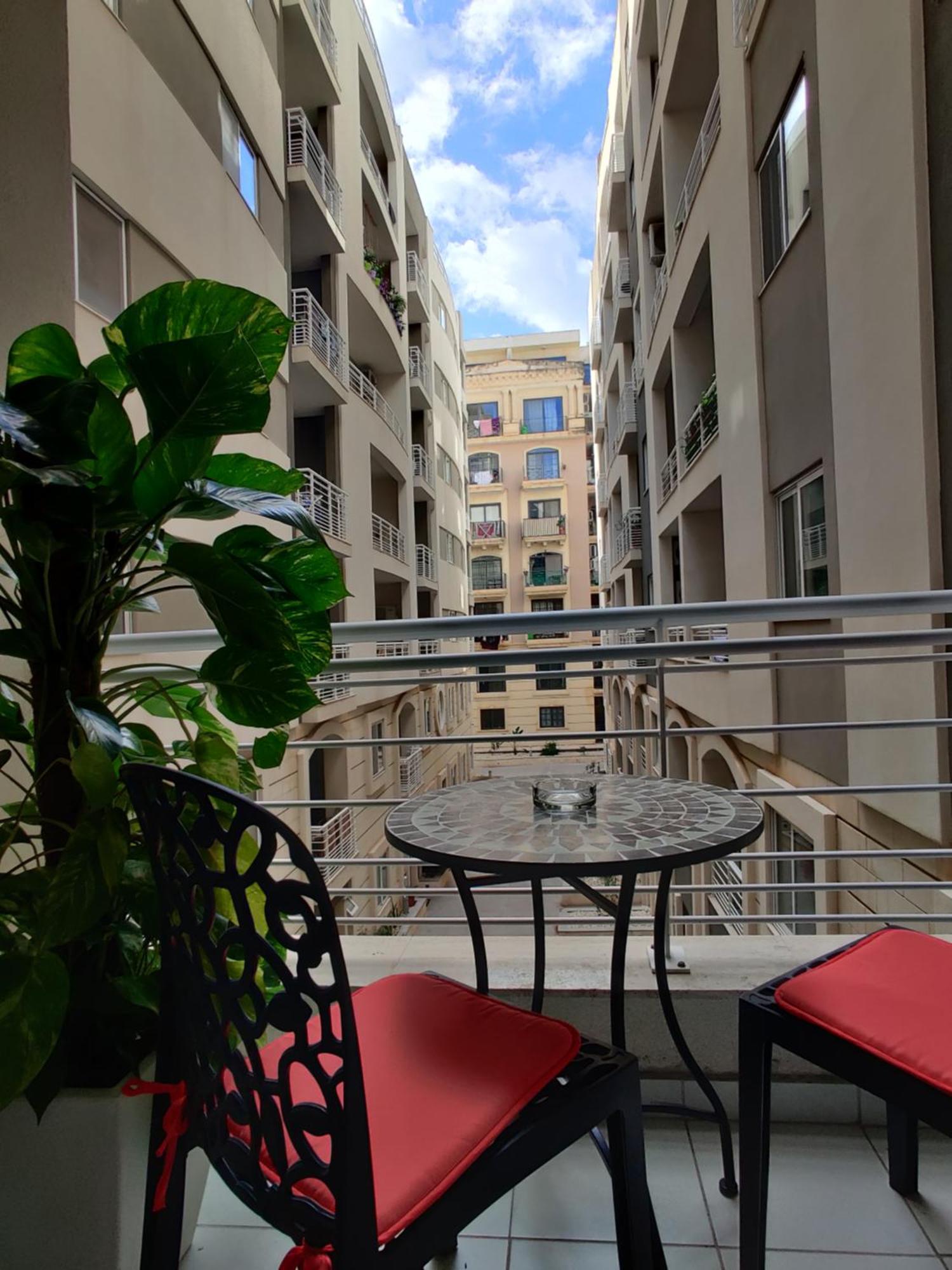 Depiro Point Deluxe - Modern, Designer Apartment 2 Minutes Away From Popular Sliema Seafront Ngoại thất bức ảnh