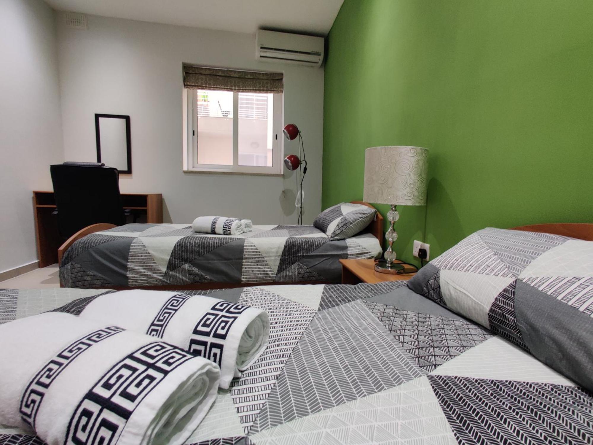 Depiro Point Deluxe - Modern, Designer Apartment 2 Minutes Away From Popular Sliema Seafront Ngoại thất bức ảnh